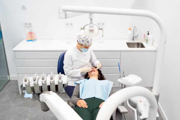 Dental Bonding in Lake Belvedere Estates, FL